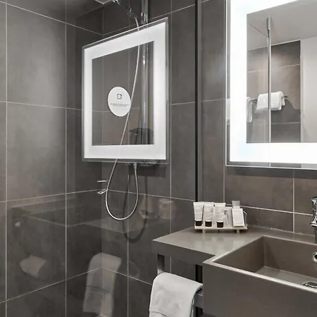 Hotel Port 4 Etoiles 4*